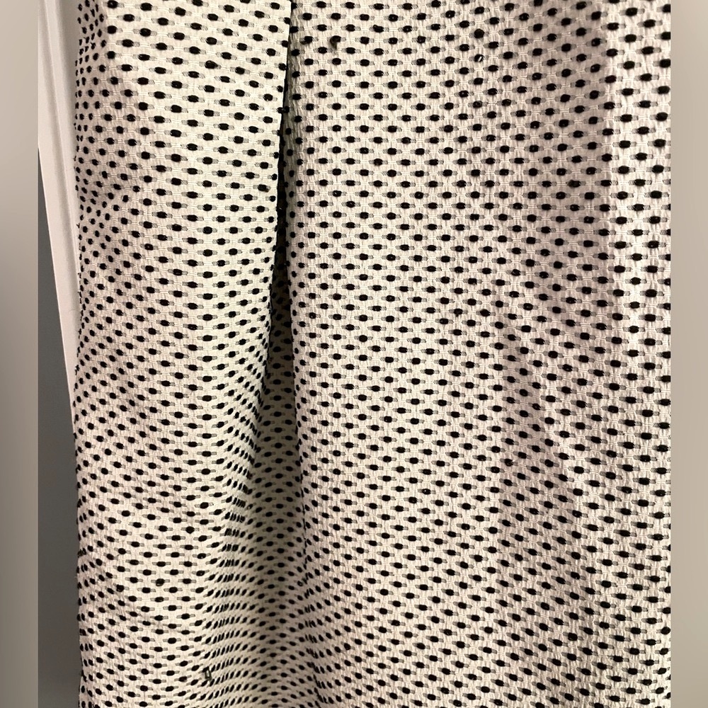 Black polka dotted white Express sleeveless dress - Picture 6 of 6